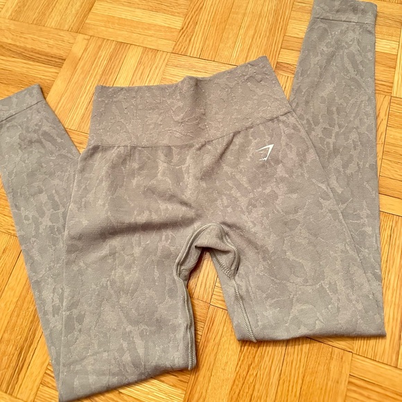 Gymshark Pants - Toupee Animal Print leggings